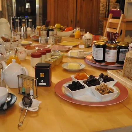 Quels H\u00f4tels Sont Les Plus Proches De A\u00e9roport Roissy-charles De Gaulle\u00a0? Couette-café